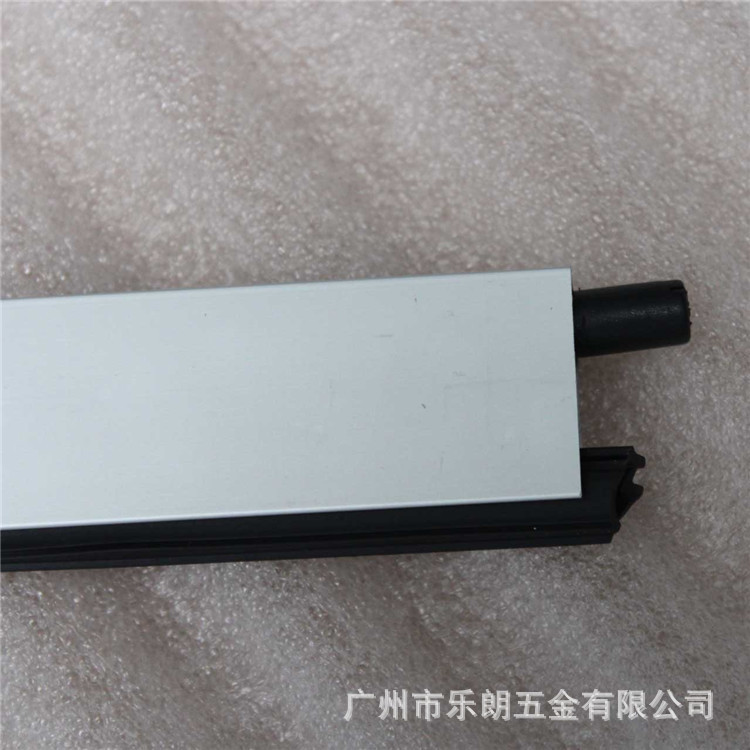 羞羞网站在线观看羞羞视频APP下载RDA-31 门底防尘器