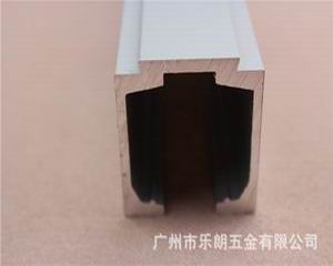推拉门吊轨如何选择？